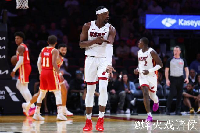 吹杨12+15老鹰4连胜送鹈鹕9连败 绿军大胜热火